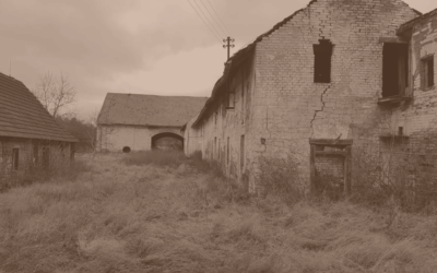 Tři sestry, jeden statek a desetiletí křivd